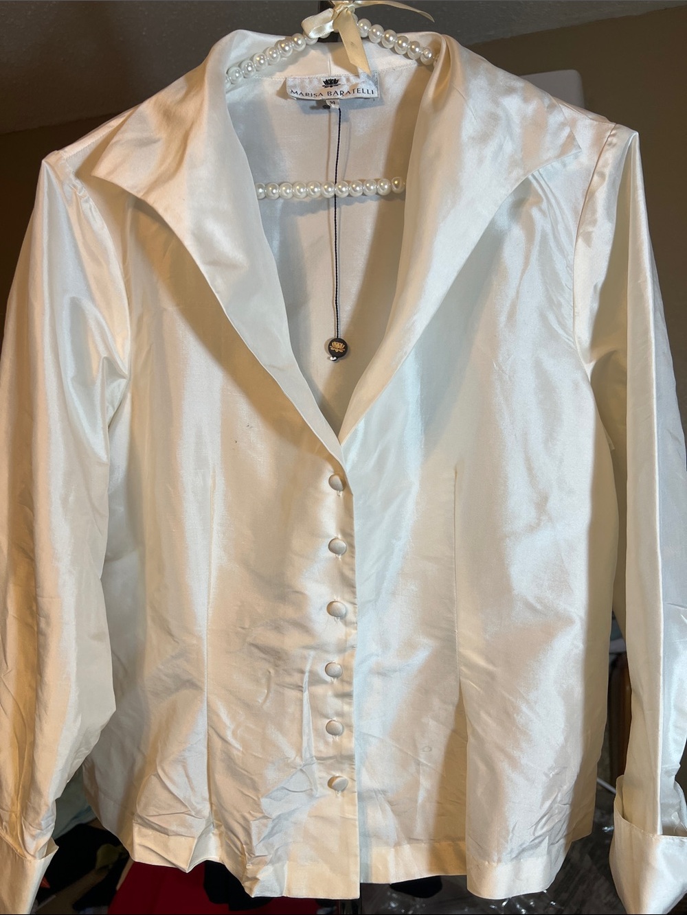 Marisa Baratelli Cream Thai Silk  Button-Front Women's Blouse